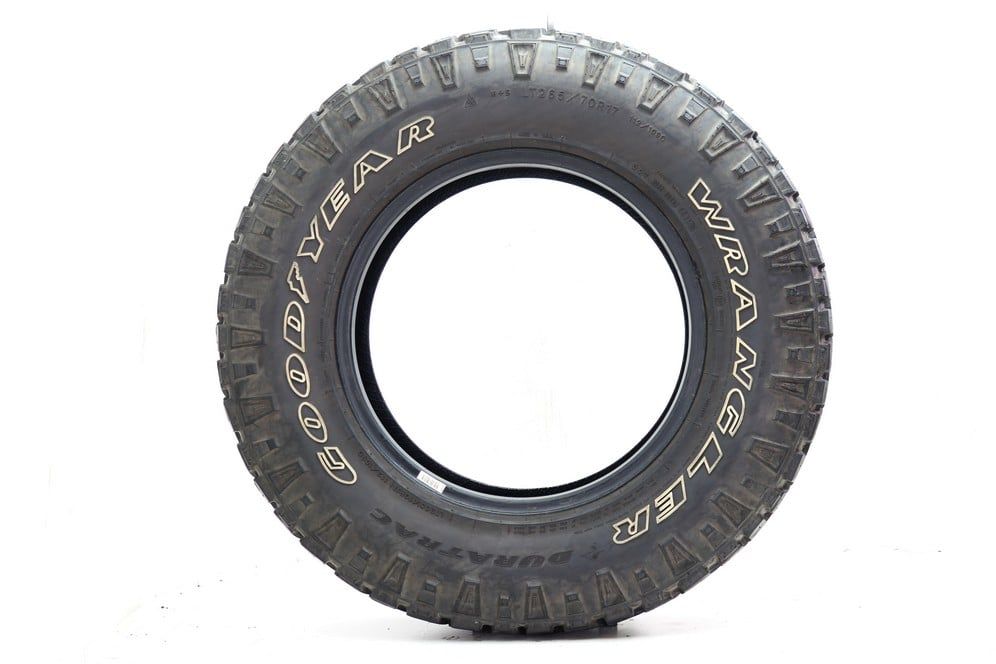 Used LT 265/70R17 Goodyear Wrangler Duratrac 112/109Q E - 12.5/32 - Image 3