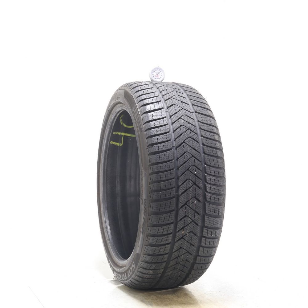 Used 235/40R19 Pirelli Winter Sottozero 3 96V - 9/32 - Image 1