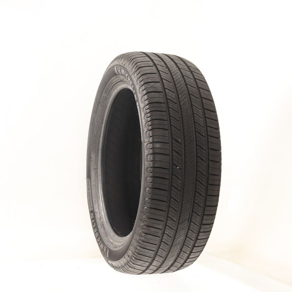 Driven Once 235/55R20 Michelin Defender 2 102H - 10.5/32 - Image 1