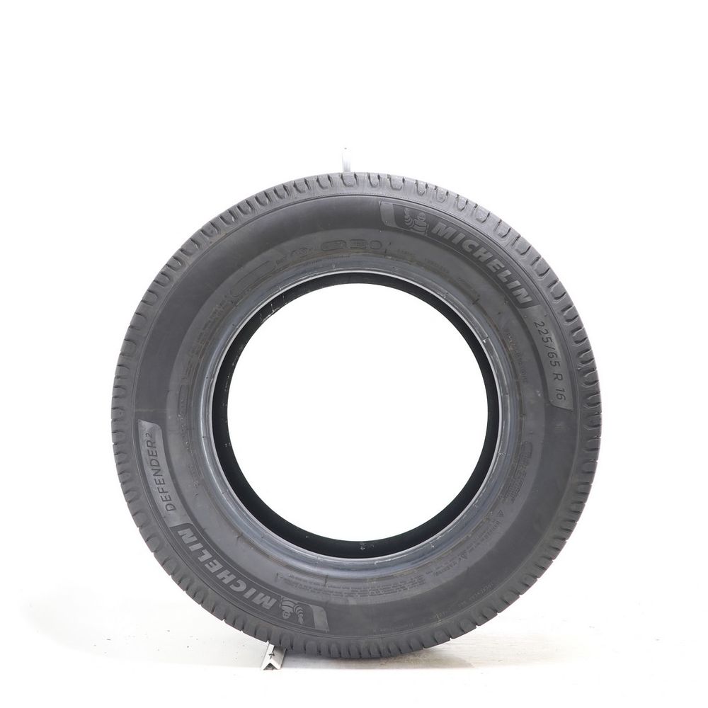 Used 225/65R16 Michelin Defender 2 100H - 9.5/32 - Image 3