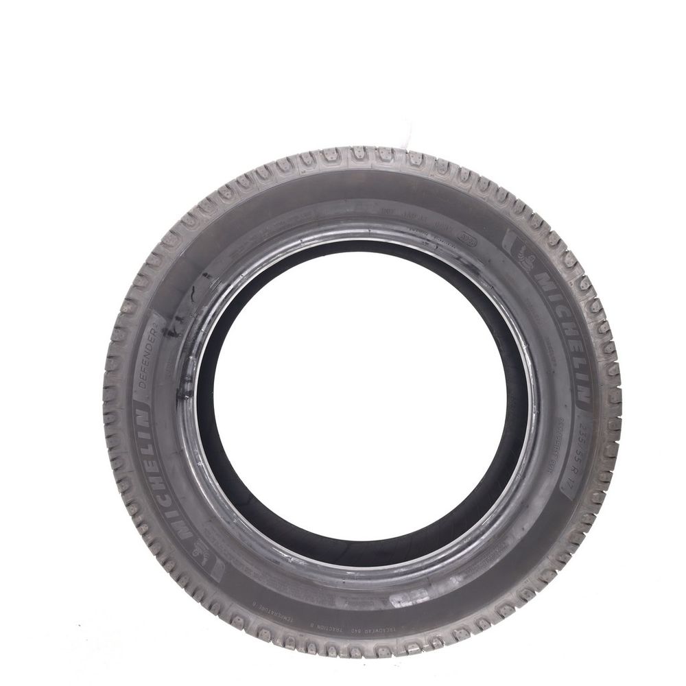 Set of (2) Used 235/55R17 Michelin Defender 2 99H - 8.5-9.5/32 - Image 6