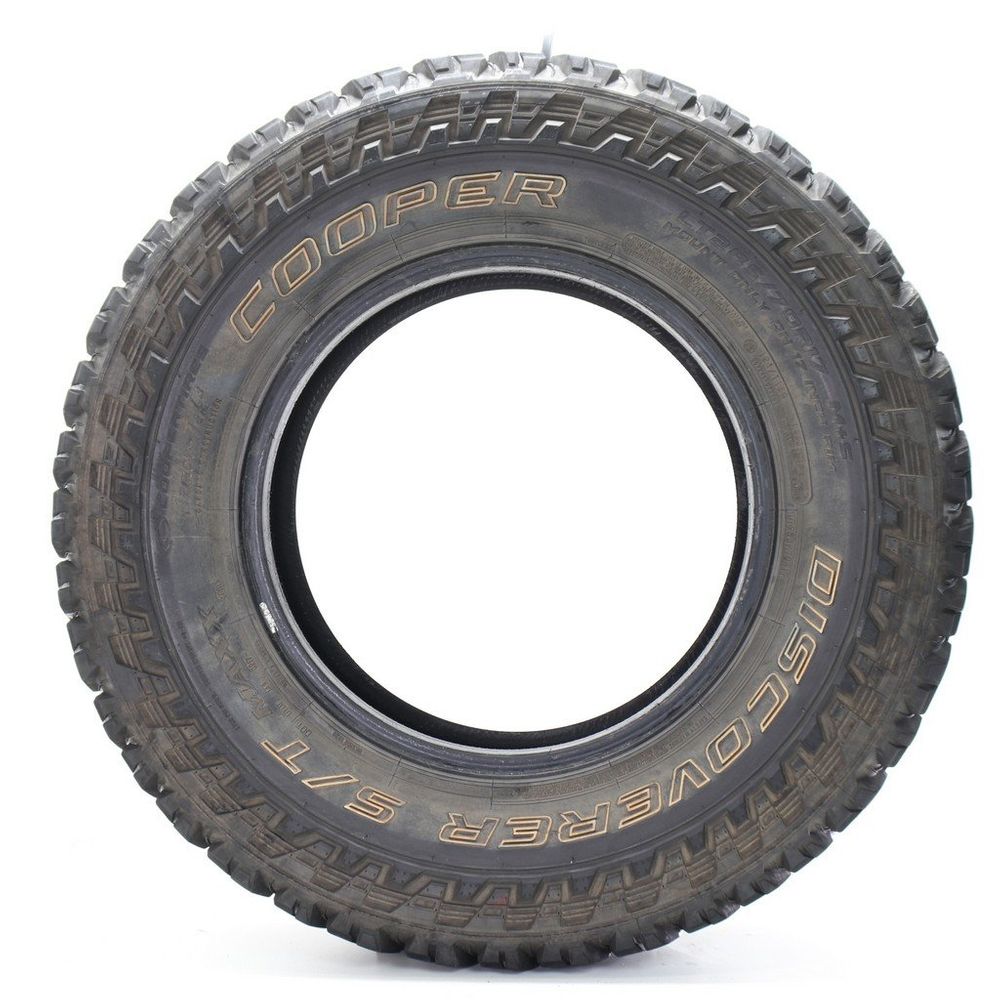 Set of (2) Used LT 285/70R17 Cooper Discoverer S/T Maxx 121/118Q E - 10.5/32 - Image 3