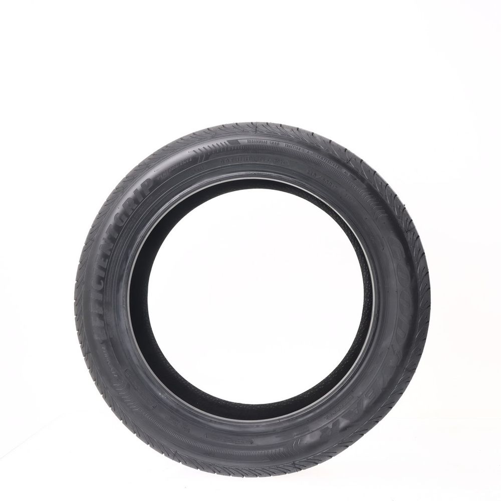 Set of (4) New 215/50R17 Goodyear EfficientGrip Performance 91V - Image 3