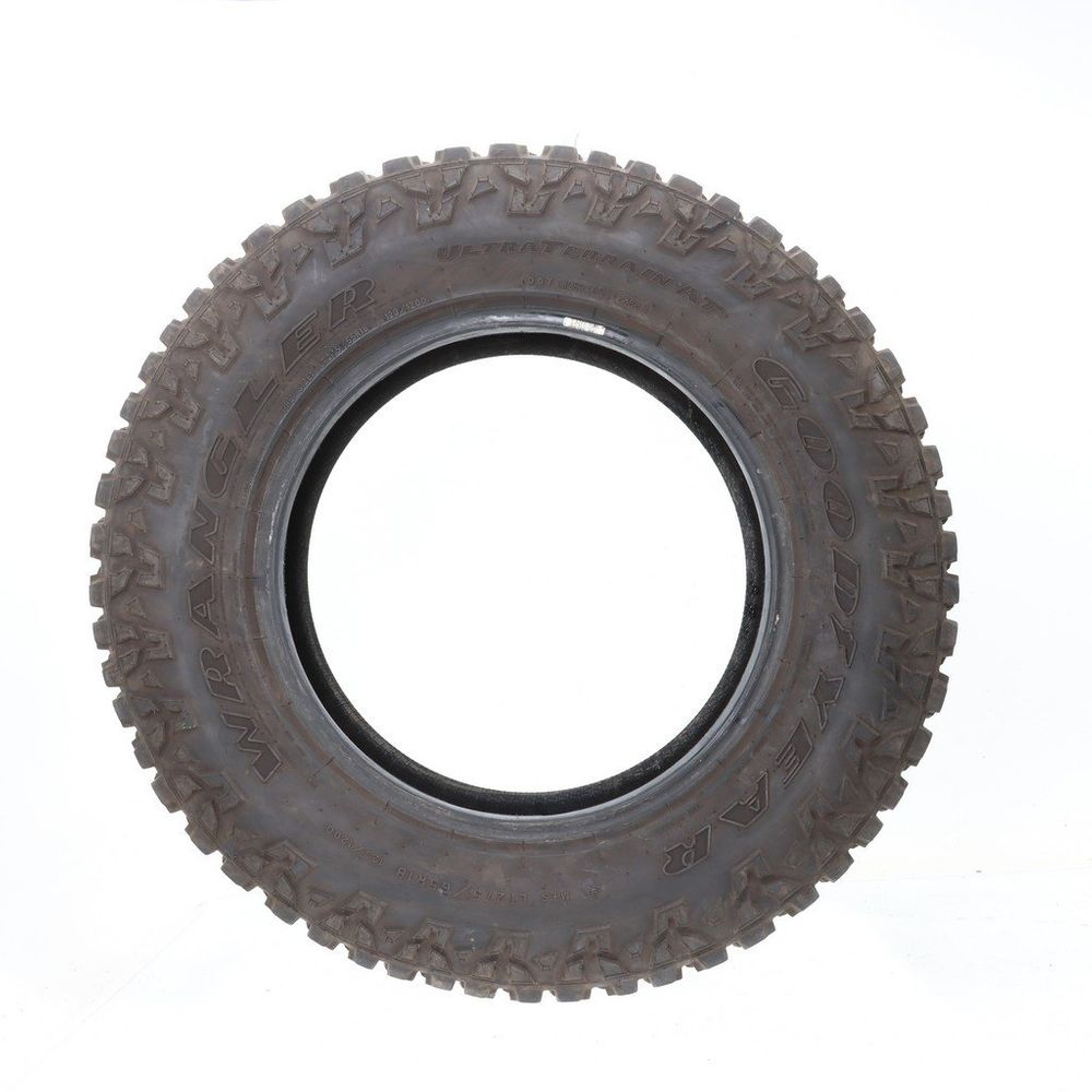 Set of (2) Used LT 275/65R18 Goodyear Wrangler Ultra Terrain AT 123/120Q E - 13-13.5/32 - Image 3