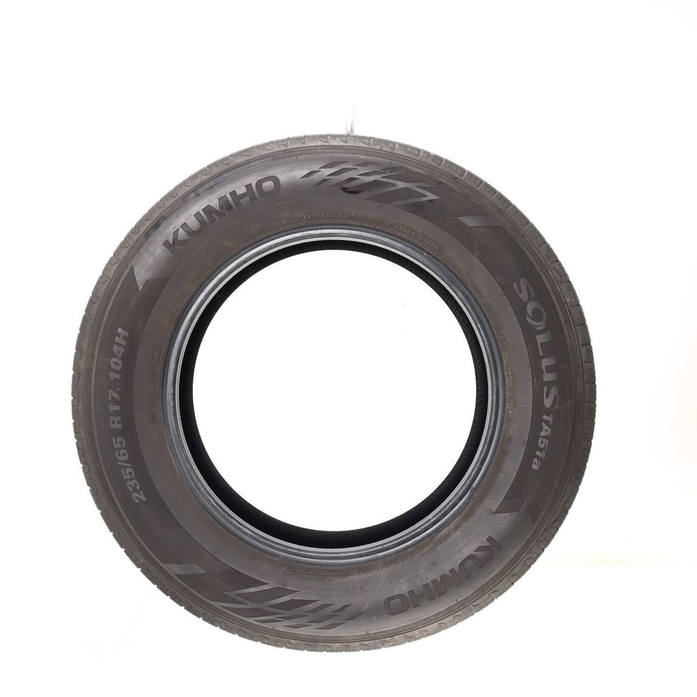 Set of (2) Used 235/65R17 Kumho Solus TA51a 104H - 8.5/32 - Image 3