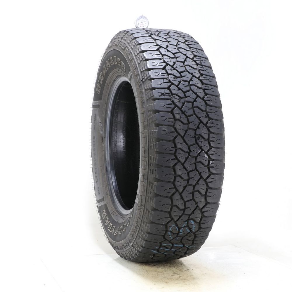Set of (2) Used LT 275/70R18 Goodyear Wrangler Workhorse AT 125/122R - 9-9.5/32 - Image 4