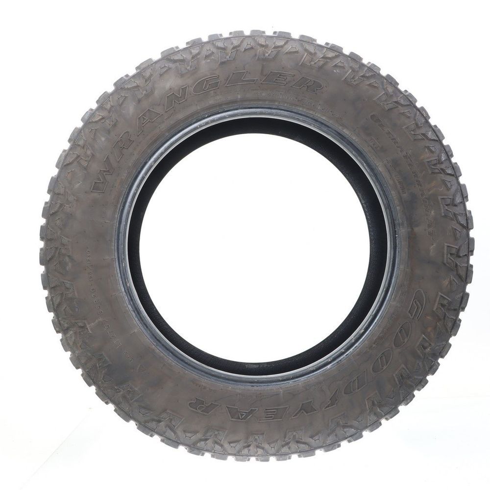 Used LT 275/65R20 Goodyear Wrangler Ultra Terrain AT 126/123Q E - 9.5/32 - Image 3