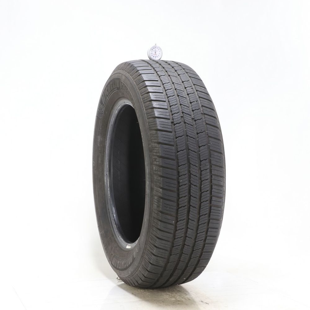 Set of (4) Used 235/65R18 Michelin Defender LTX M/S 106T - 5.5-7/32 - Image 2