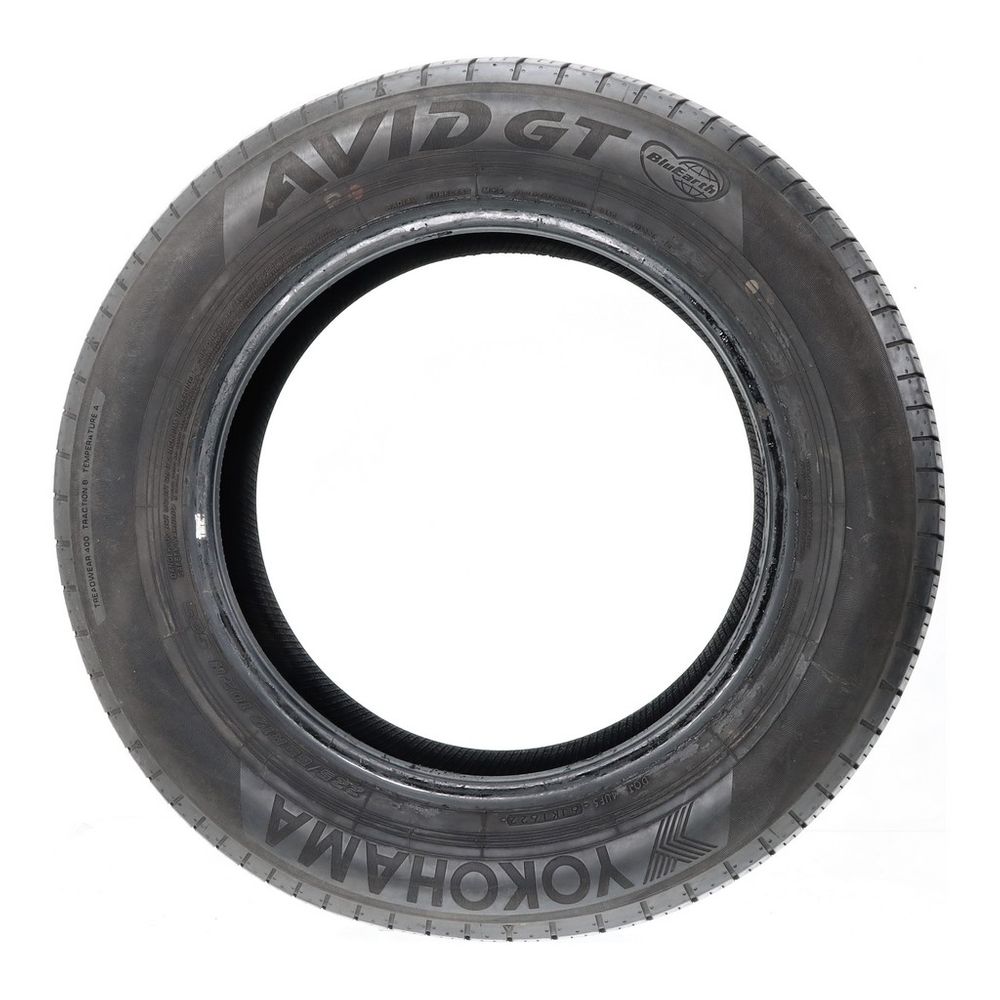 Set of (4) Used 225/65R17 Yokohama Avid GT S35 102H - 7-7.5/32 - Image 6