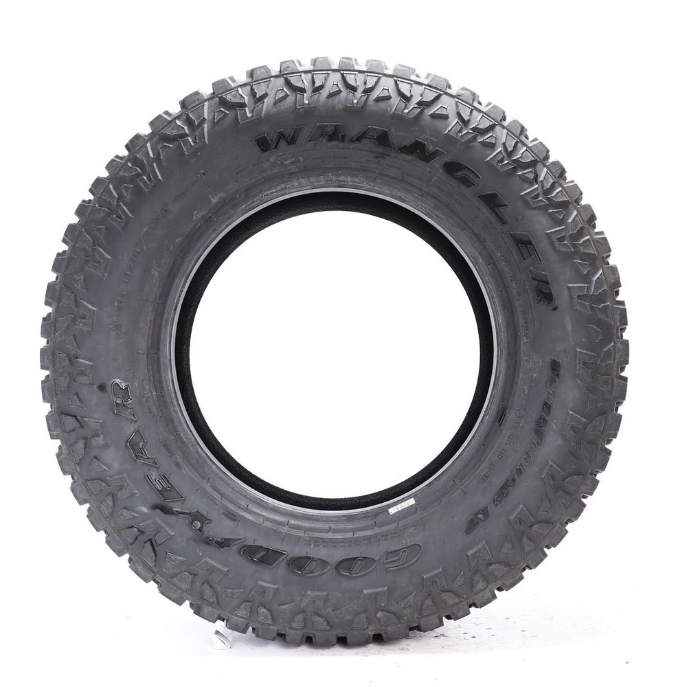 Driven Once LT 275/70R18 Goodyear Wrangler Ultra Terrain AT 125/122Q - 18/32 - Image 3