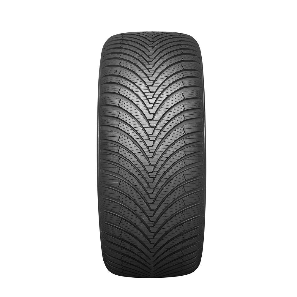 New P 235/50R18 Kumho Solus HA32 101V - Image 3