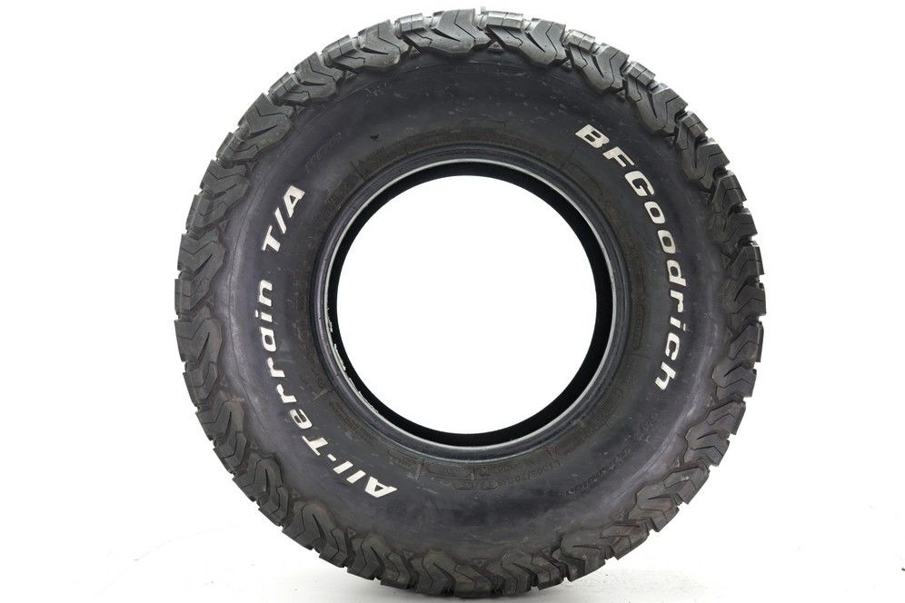 Used LT 305/70R16 BFGoodrich All-Terrain T/A KO2 124/121R E - 10/32 - Image 3