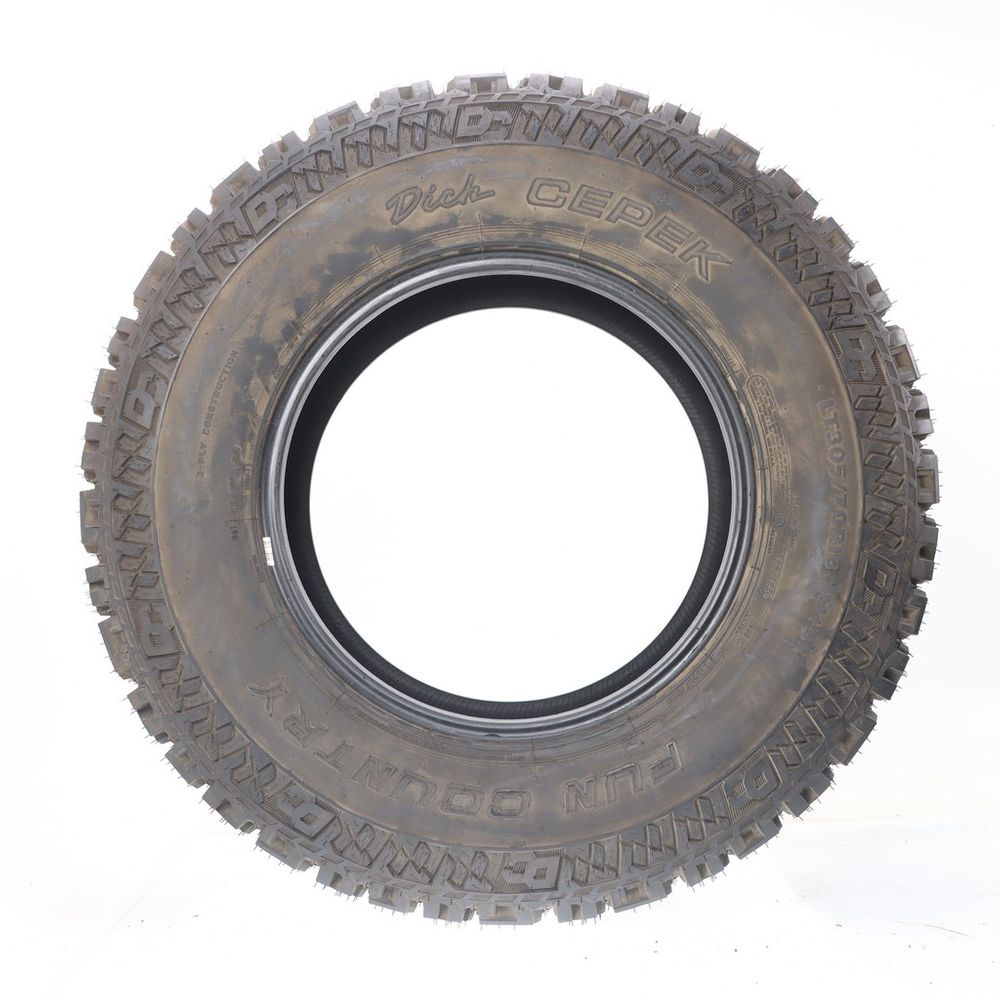Used LT 305/70R18 Dick Cepek Fun Country 126/123Q E - 18.5/32 - Image 3