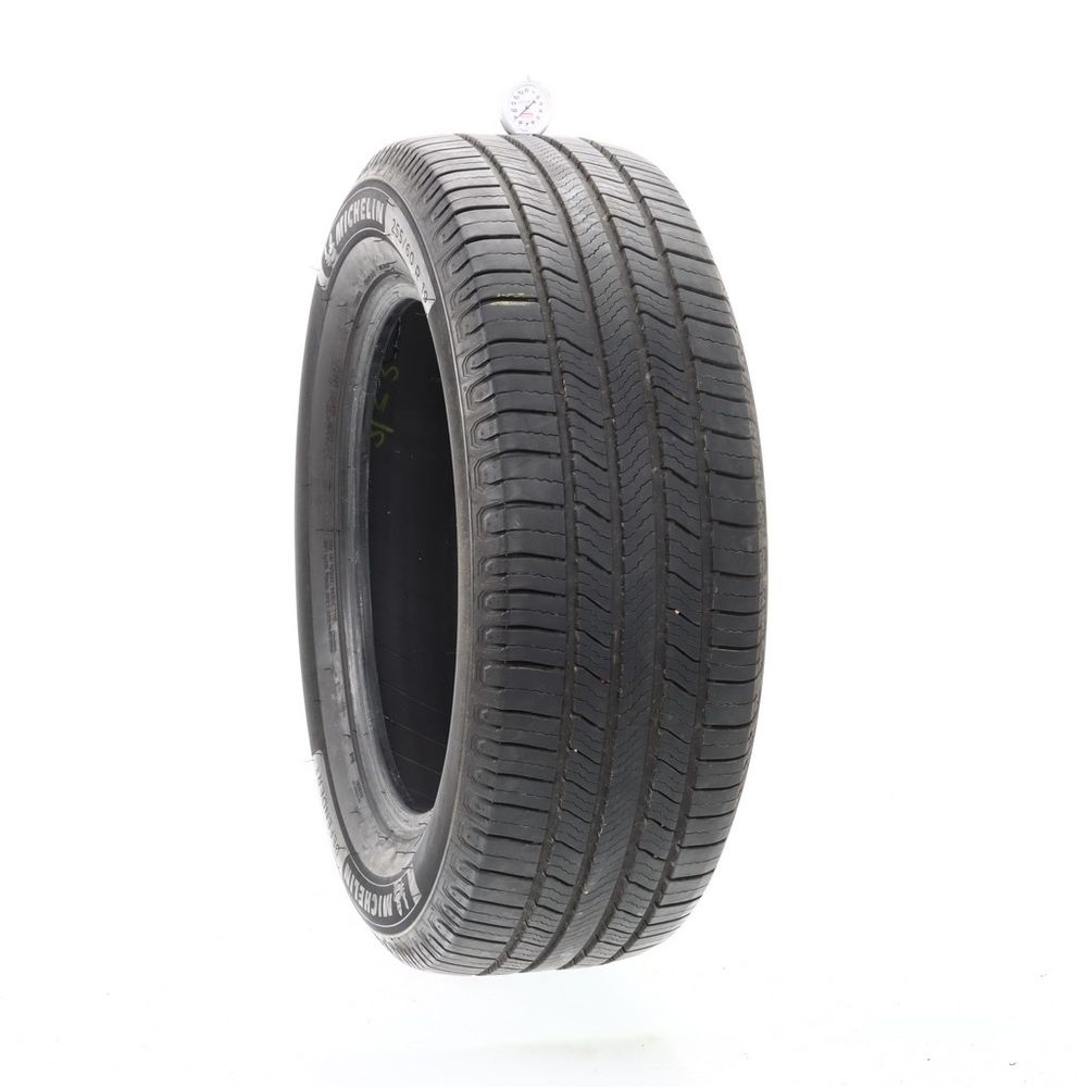 Set of (2) Used 255/60R19 Michelin Defender 2 109H - 8.5-9/32 - Image 1