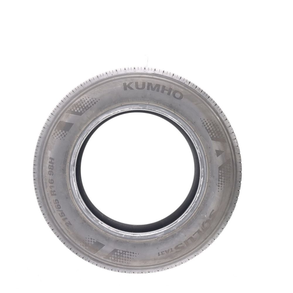 Used 215/65R16 Kumho Solus TA31 98H - 9/32 - Image 3