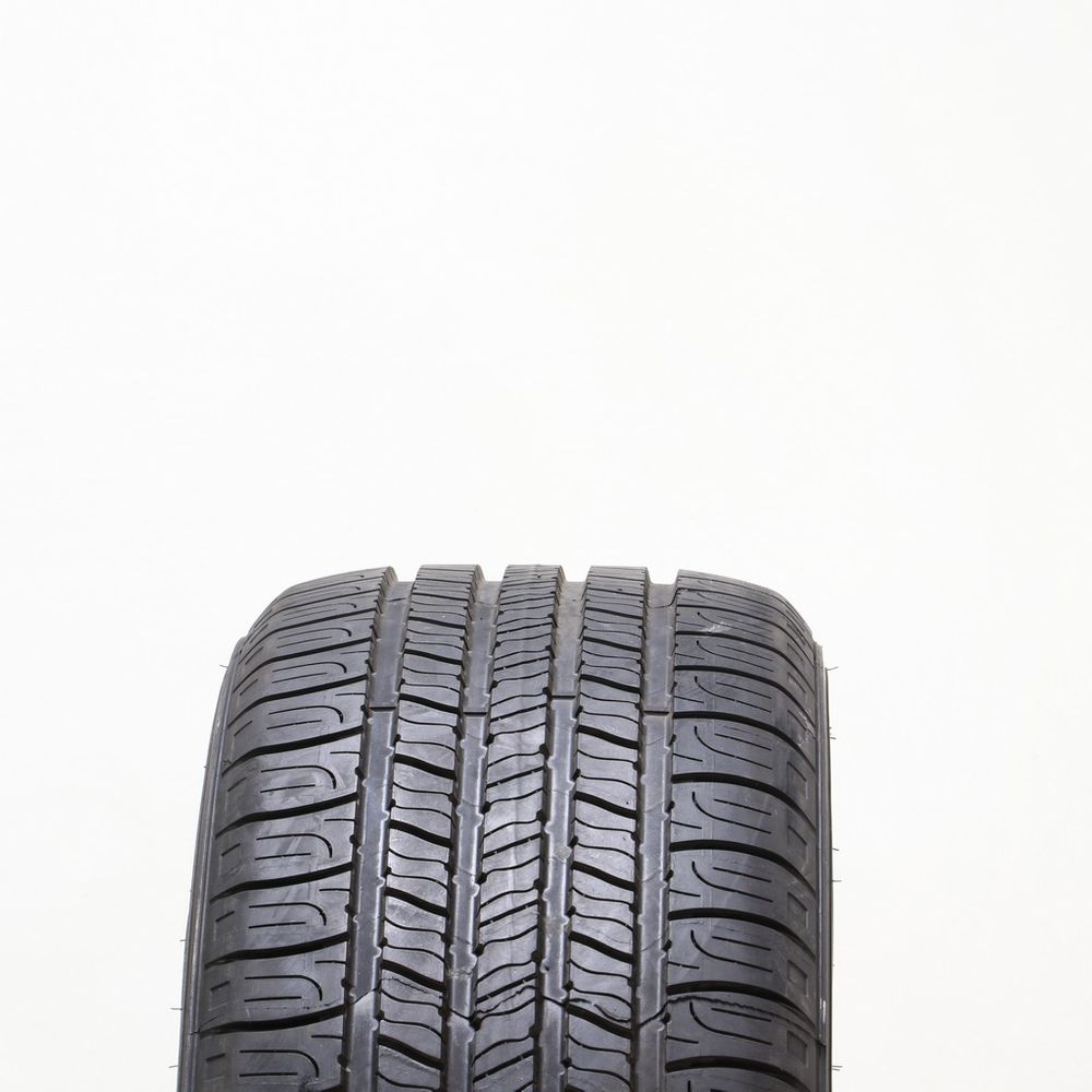 Set of (2) Driven Once 235/45R18 Goodyear Assurance All-Season 94V - 8. ...