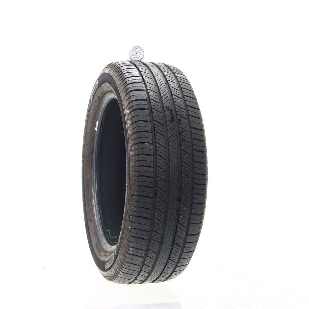 Set of (2) Used 235/55R19 Michelin Defender 2 105H - 9-10.5/32 - Image 1