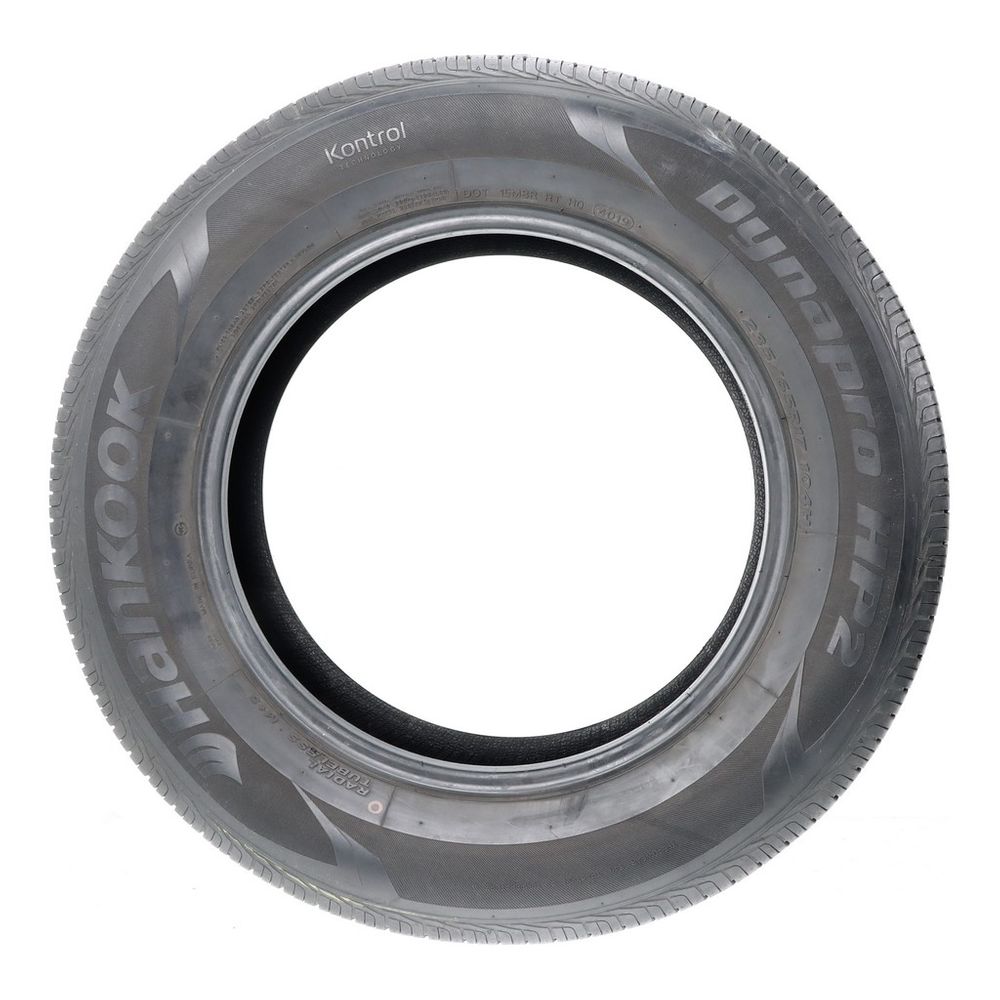 Set of (4) Used 235/65R17 Hankook Dynapro HP2 104H - 5.5-7/32 - Image 3