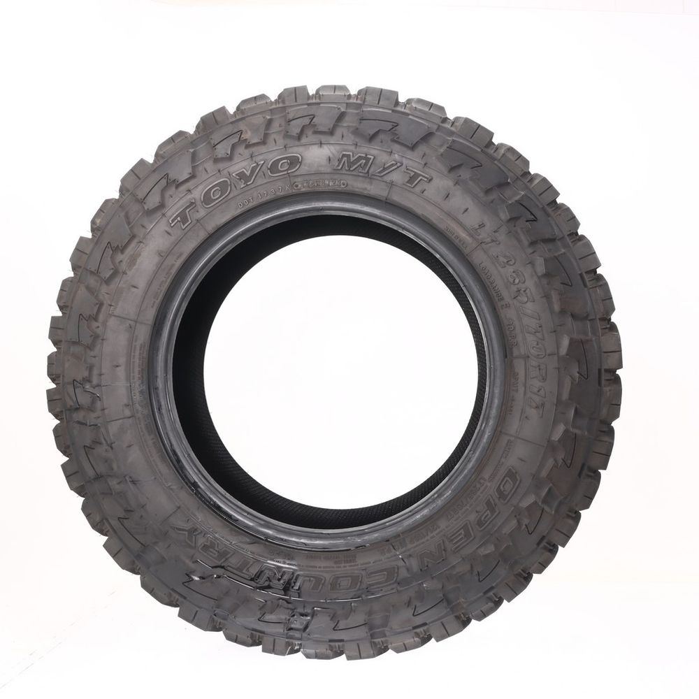 Used LT 265/70R17 Toyo Open Country MT 121/118P E - 15/32 - Image 3