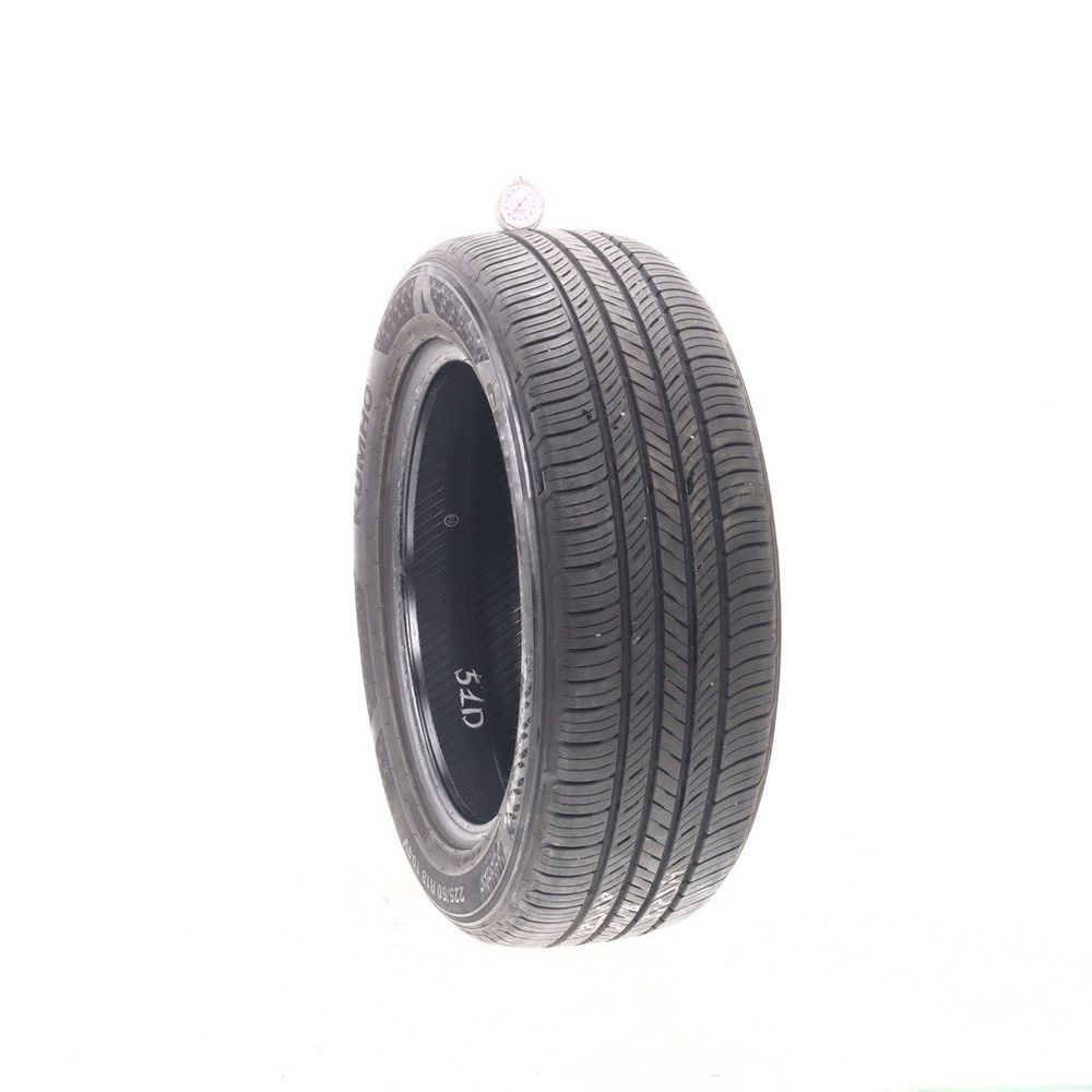 Set of (2) Used 225/60R18 Kumho Crugen HP71 104V - 8.5-9/32 - Image 1