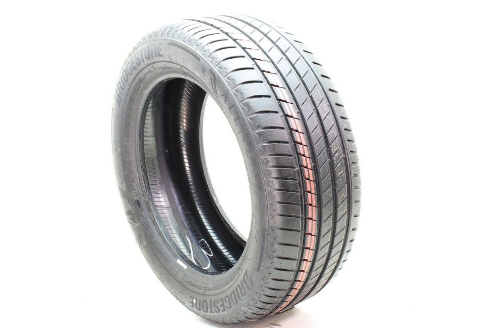 Used 265/50R19 Bridgestone Alenza 001 RFT 110W - 10/32 - Image 1