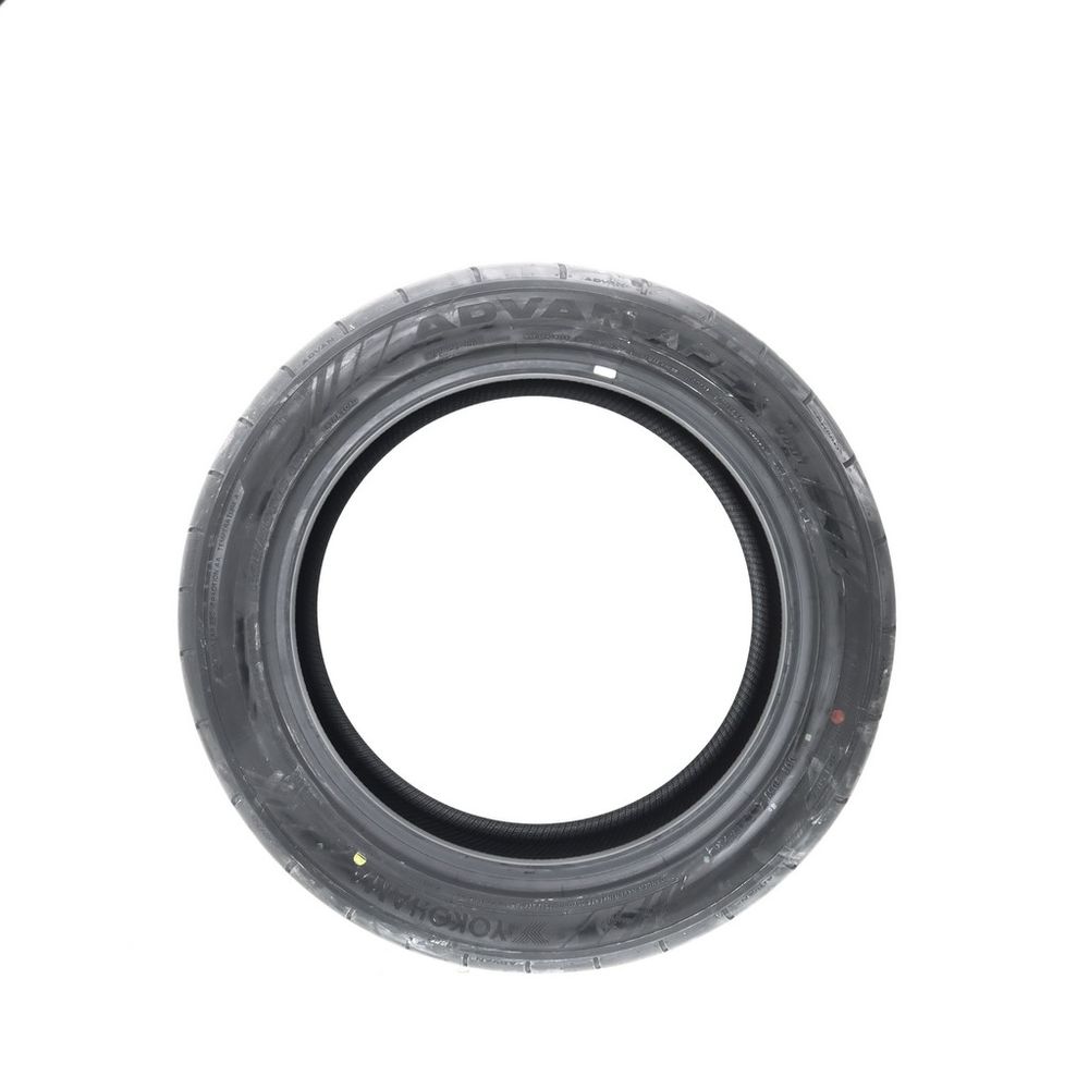 Set of (2) New 235/50R18 Yokohama Advan Apex V601 101Y - Image 3