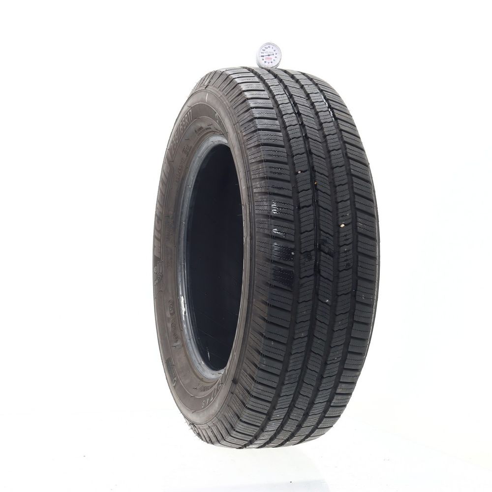 Set of (2) Used 235/65R17 Michelin X LT A/S 104T - 8.5-10/32 - Image 4