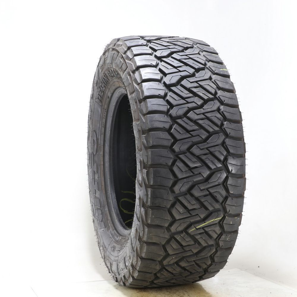 Used LT 325/60R18 Nitto Recon Grappler A/T 124/121S E - 15/32 | Utires