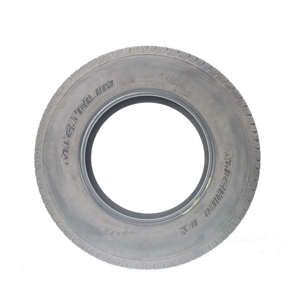 Used LT 265/70R17 Michelin Defender LTX M/S 121/118R E - 7/32 - Image 3