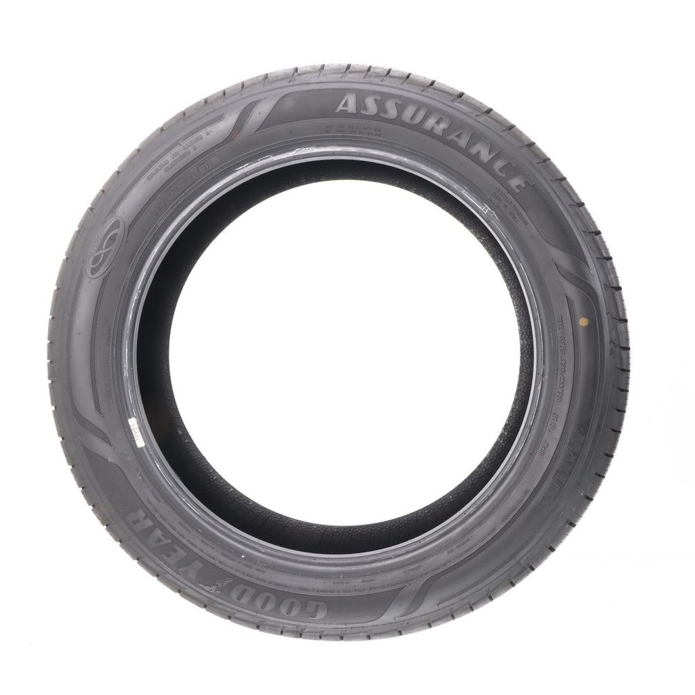 Driven Once 235/55R20 Goodyear Assurance MaxLife 102V - 12.5/32 - Image 3