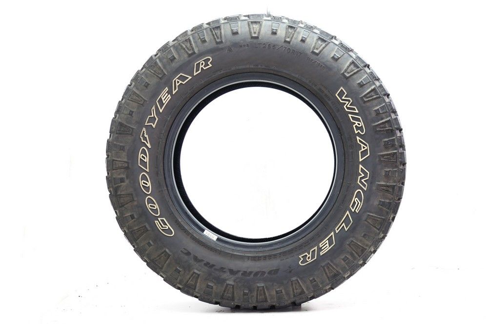 Set of (2) Used LT 265/70R17 Goodyear Wrangler Duratrac 112/109Q E - 12.5-13/32 - Image 3
