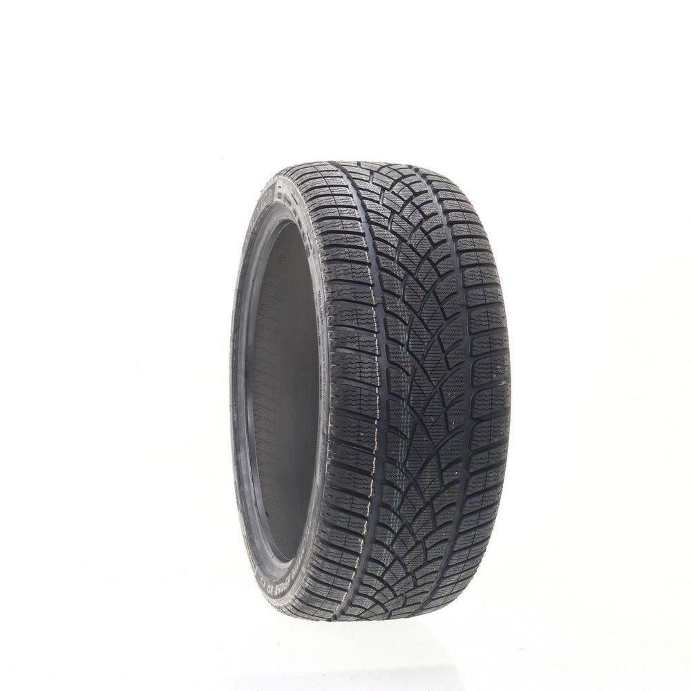 Set of (4) New 265/35R20 Dunlop SP Winter Sport 3D AO 99V - Image 1