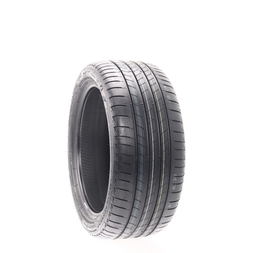 New 255/40R18 Bridgestone Turanza T005 RFT 99Y - Image 1