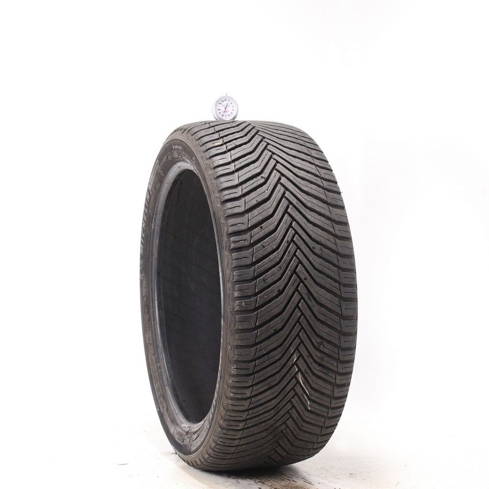 Set of (2) Used 235/40R19 Michelin CrossClimate 2 96V - 7.5-8/32 - Image 1