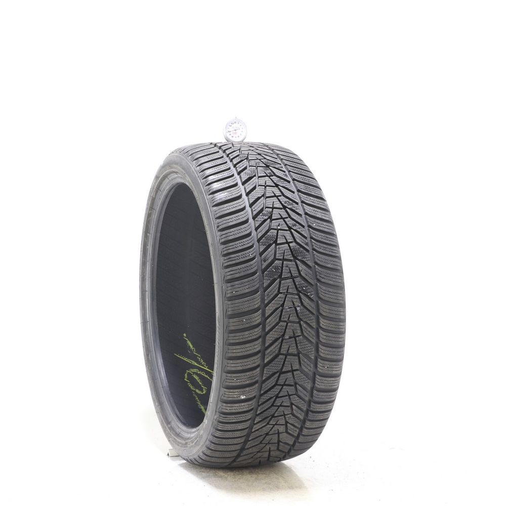 Used 245/35R20 Hankook Winter iCept evo3 (W330) 95W - 10/32 - Image 1