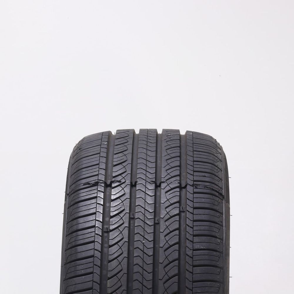 Set of (4) Driven Once 235/45R18 Advanta ER-800 94V - 9.5/32 | Utires
