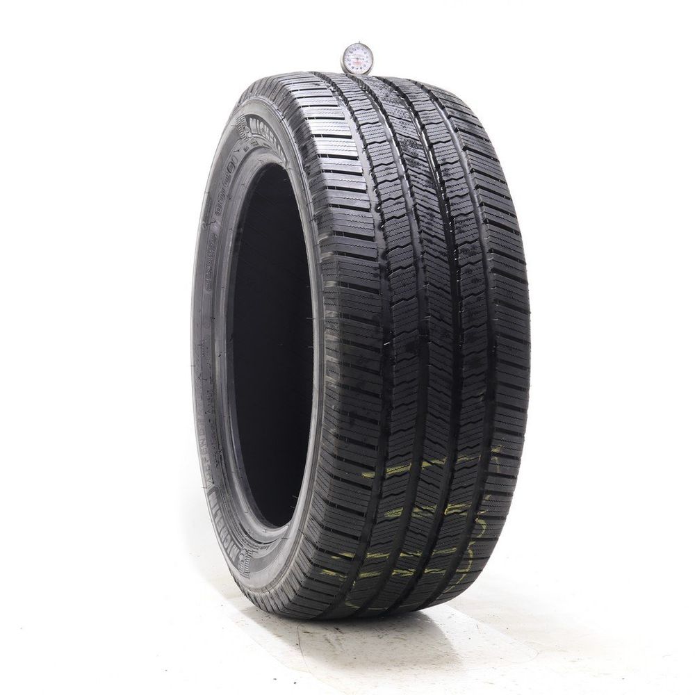 Used 305/45R22 Michelin Defender LTX M/S 118H - 10/32 - Image 1