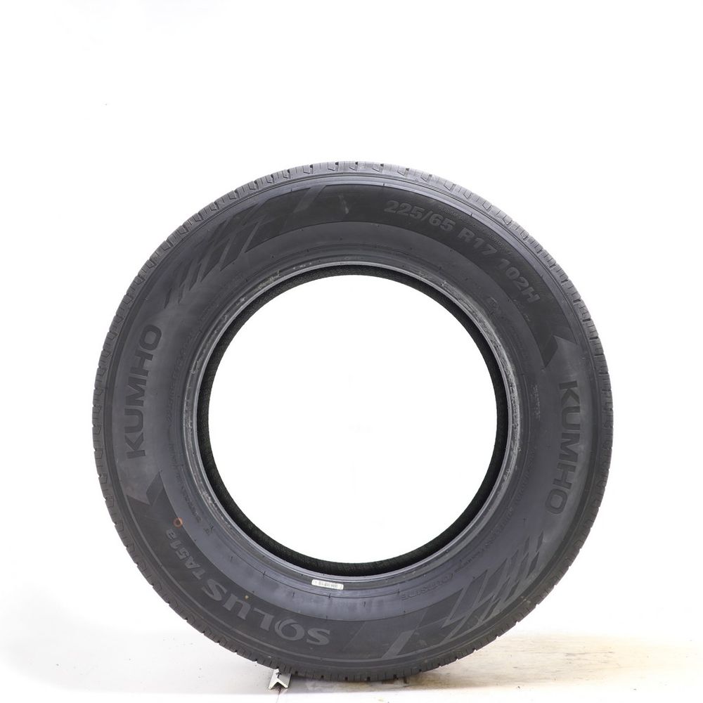 Driven Once 225/65R17 Kumho Solus TA51a 102H - 10/32 - Image 3