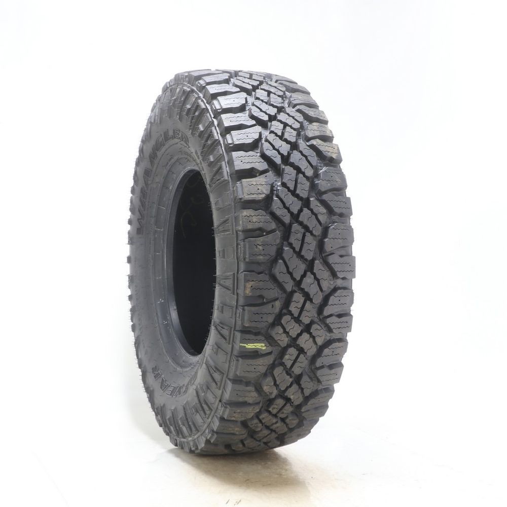 New LT 285/75R16 Goodyear Wrangler Duratrac 126/123P E - 18/32 - Image 1