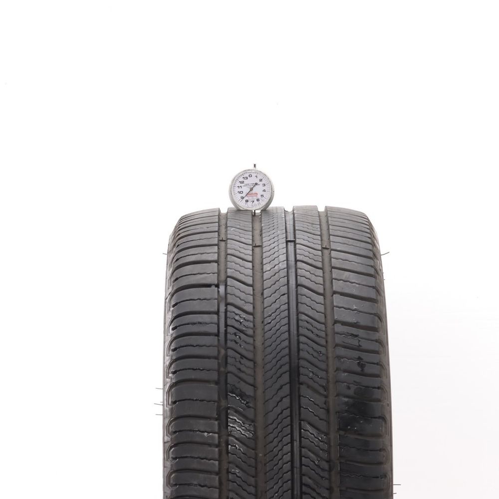Set of (2) Used 235/40R19 Michelin Defender 2 96V - 8.5-10/32 - Image 2