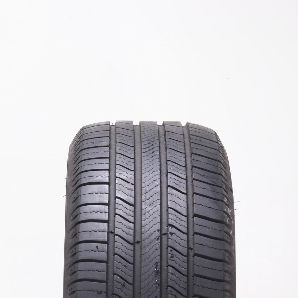 Driven Once 225/50R18 Michelin Defender 2 95H - 10.5/32 - Image 2