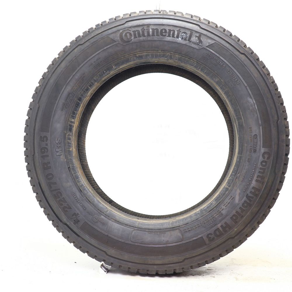 Set of (2) Used LT 225/70R19.5 Continental Conti Hybrid HD3 128/126N - 12-13/32 - Image 6