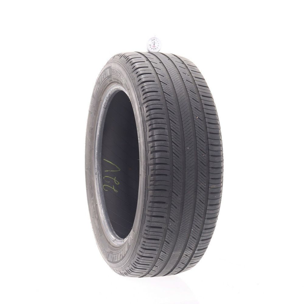 Set of (4) Used 235/55R19 Michelin Premier LTX 101V - 7-8/32 - Image 1