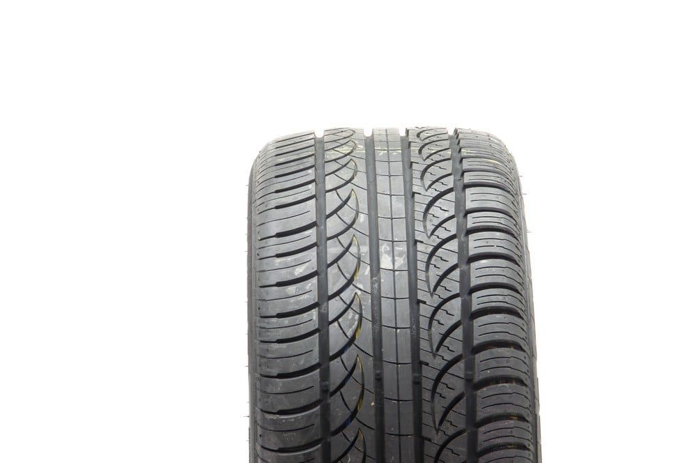 Driven Once 245/40R18 Pirelli P Zero Nero Run Flat 93V - 10/32 - Image 2
