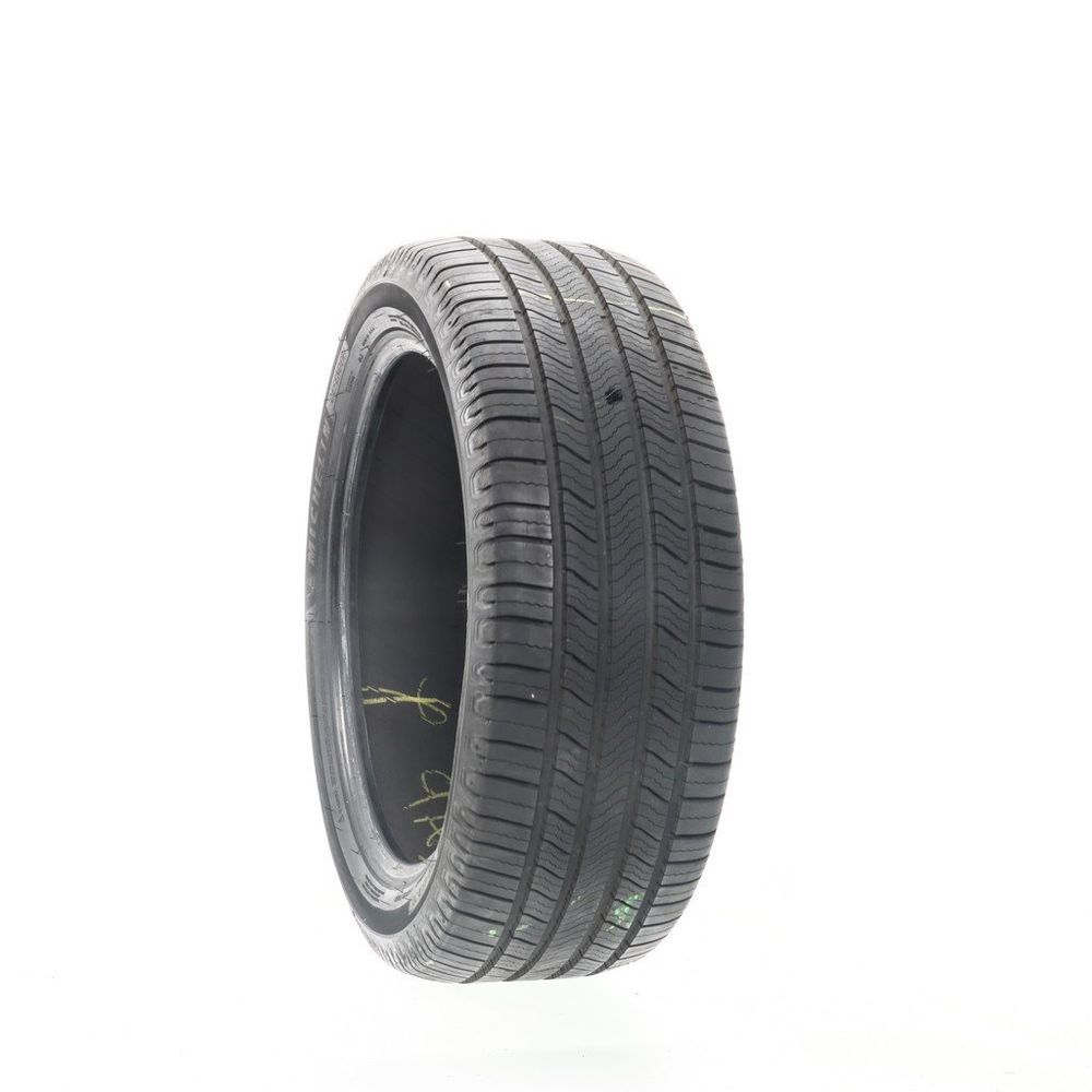 Driven Once 255/45R20 Michelin Defender 2 105V - 11/32 - Image 1