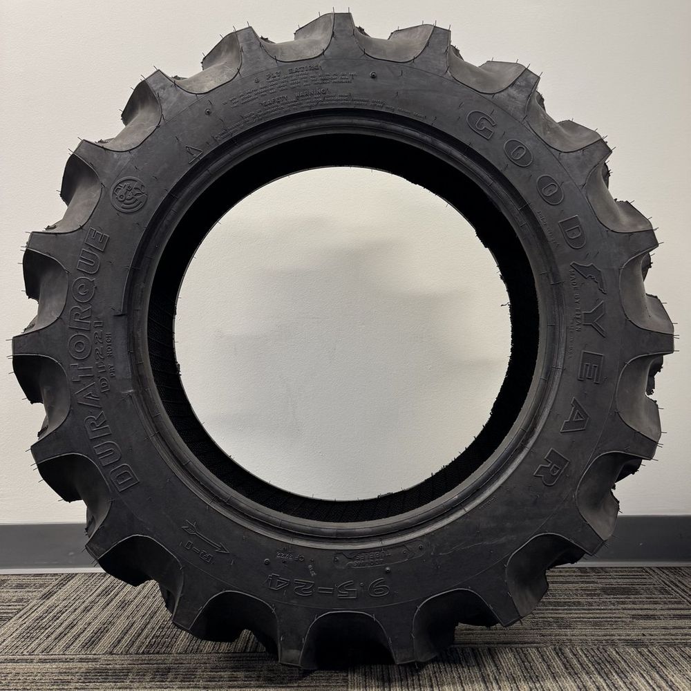 New 9.5-24 Goodyear Duratorque DT221 1N/A - Image 3