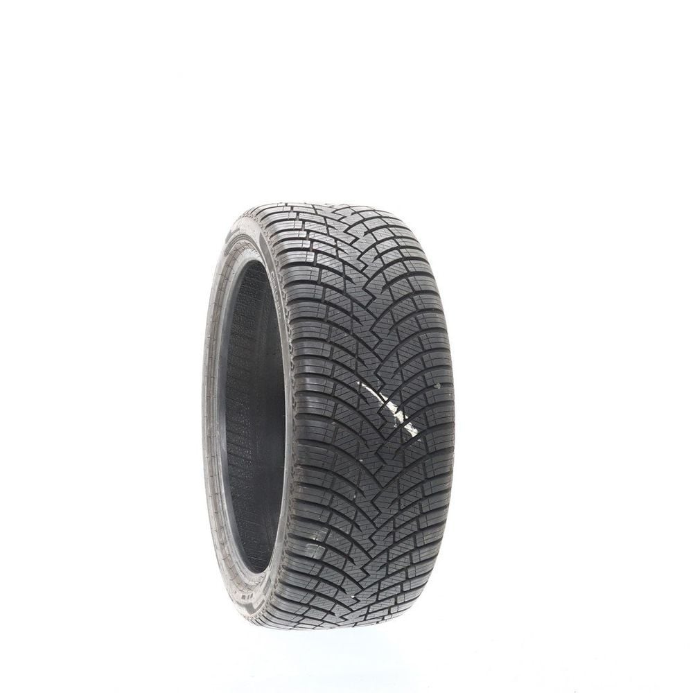 Driven Once 235/40R19 Pirelli Cinturato Weather Active 96W - 10.5/32 - Image 1