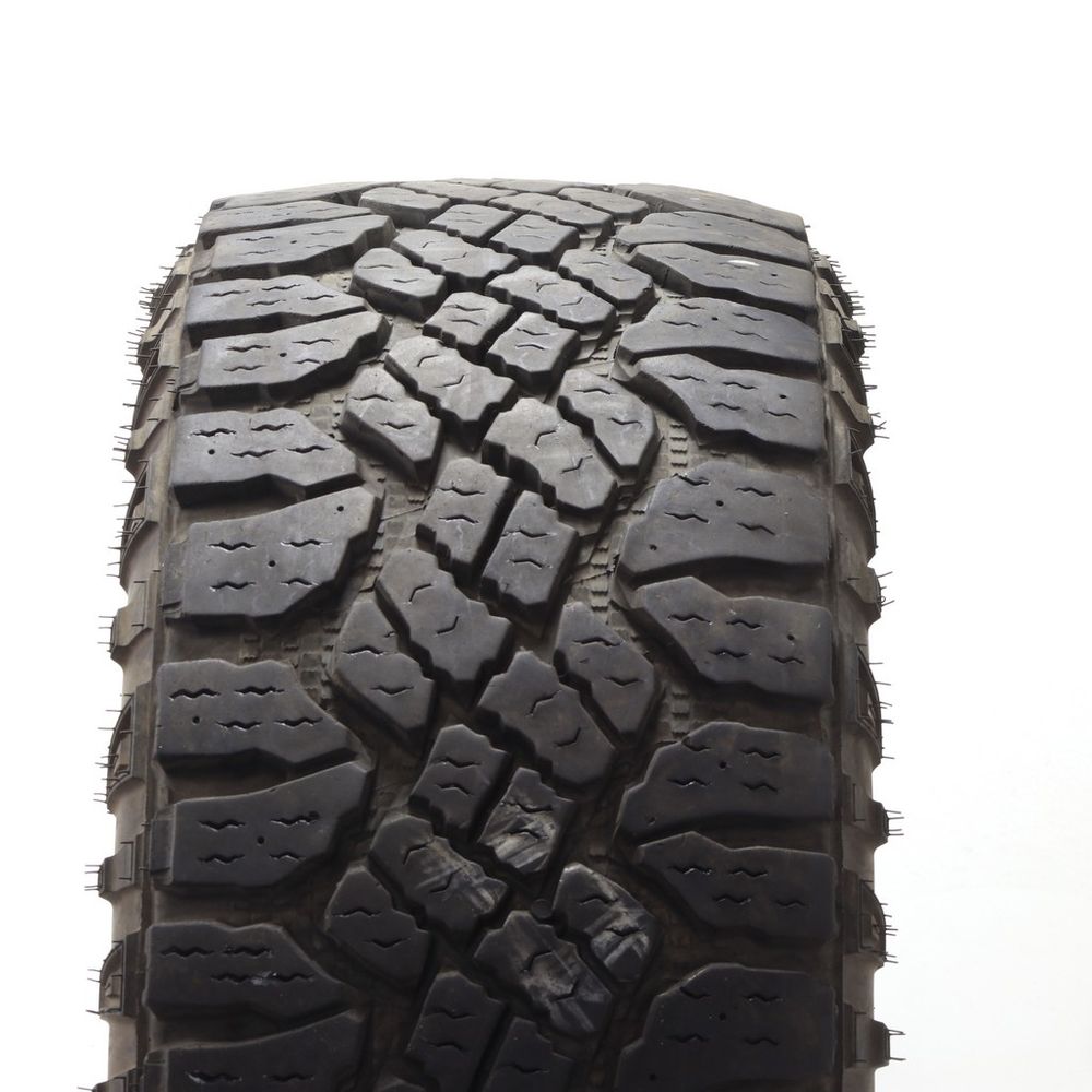 Used LT 285/60R20 Goodyear Wrangler Duratrac 125/122Q - 14/32 - Image 2