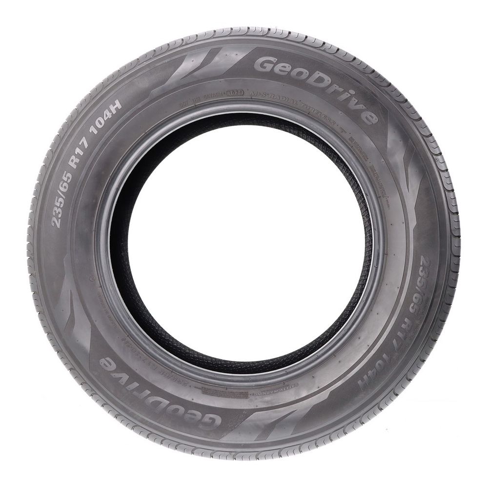 Set of (2) Used 235/65R17 GeoDrive KH16 104H - 6.5-7.5/32 - Image 6