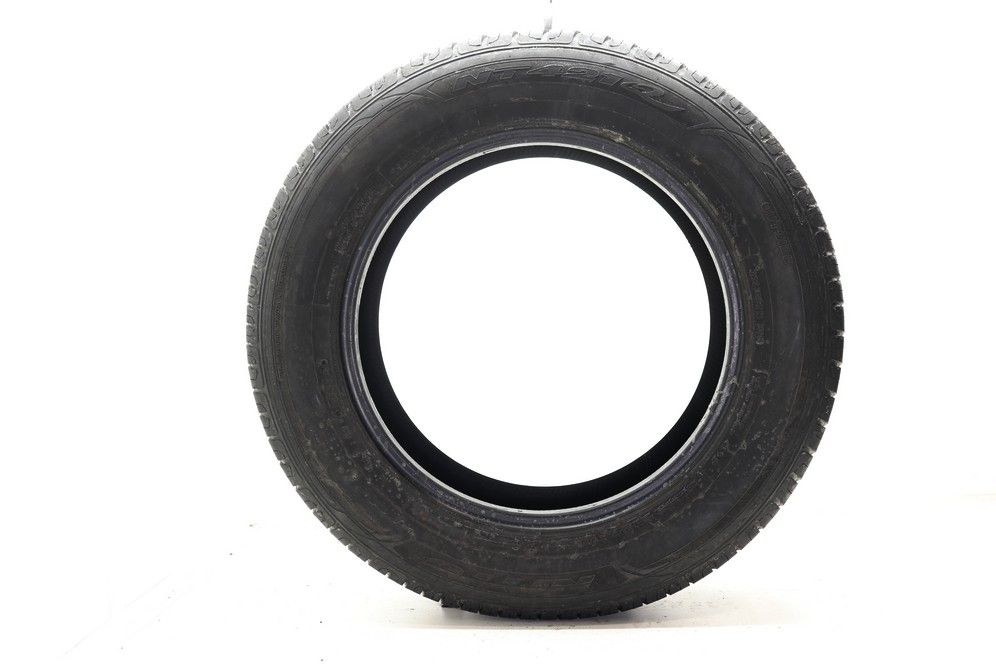 Used 235/65R18 Nitto NT421Q 110H - 6.5/32 - Image 3